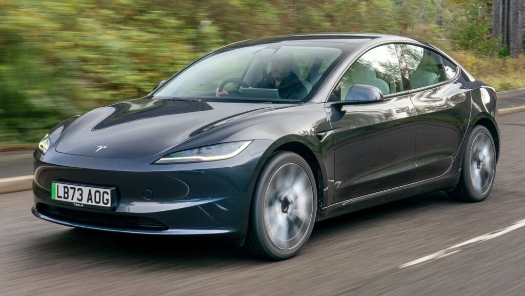 TESLA MODEL 3